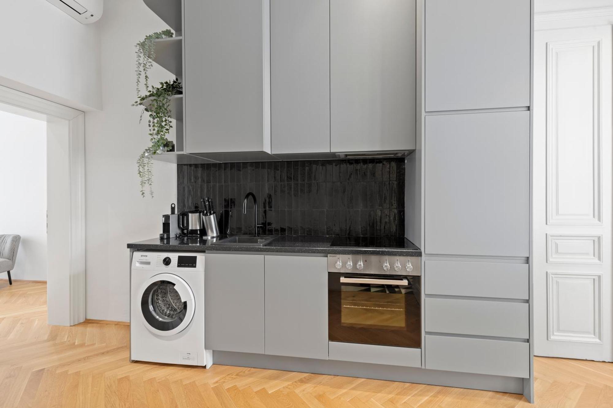 Sgrafit Apartments - Self Check-In Retz Bagian luar foto