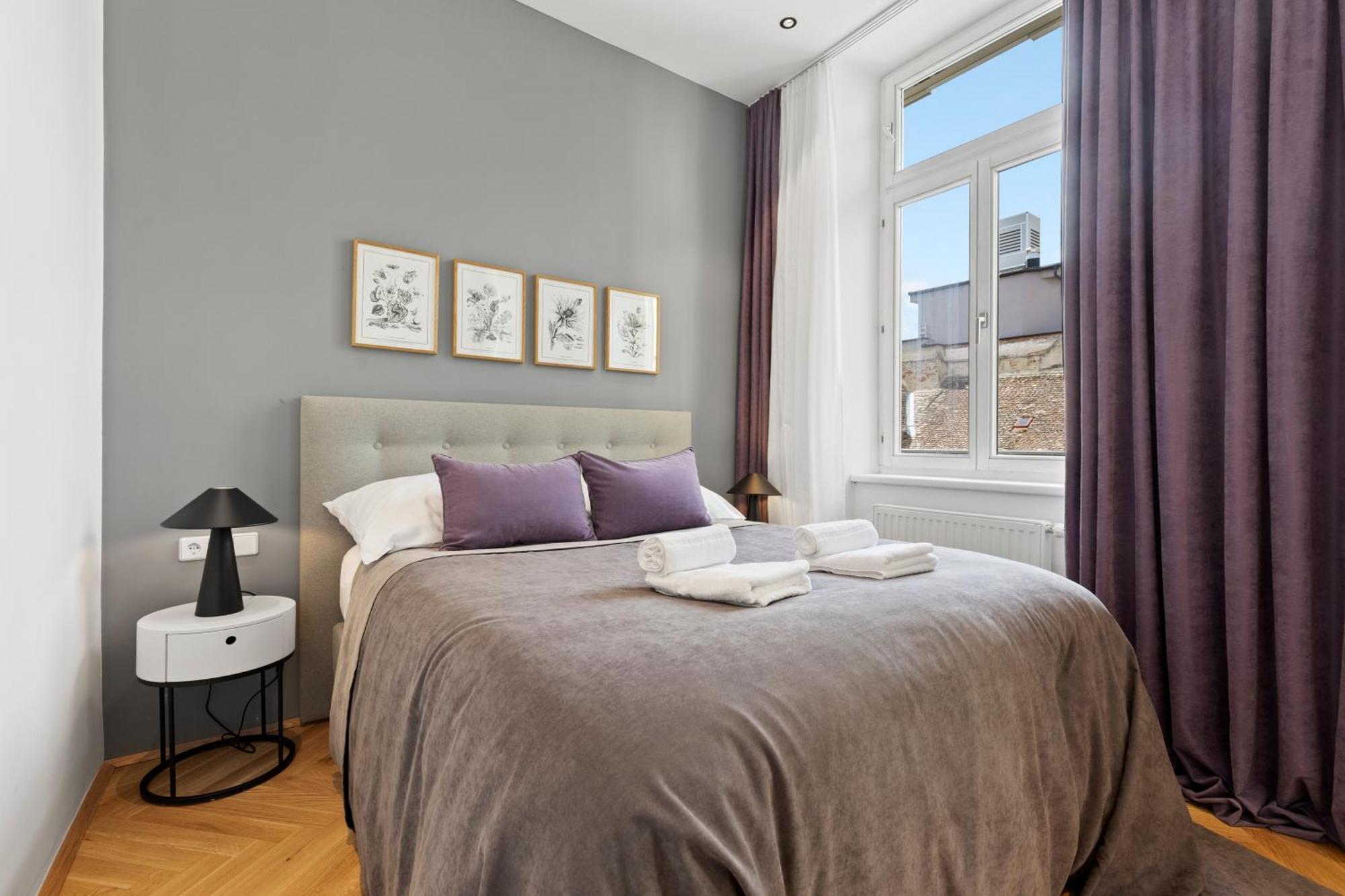 Sgrafit Apartments - Self Check-In Retz Bagian luar foto