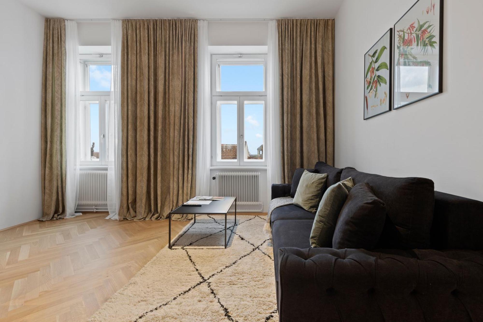 Sgrafit Apartments - Self Check-In Retz Bagian luar foto