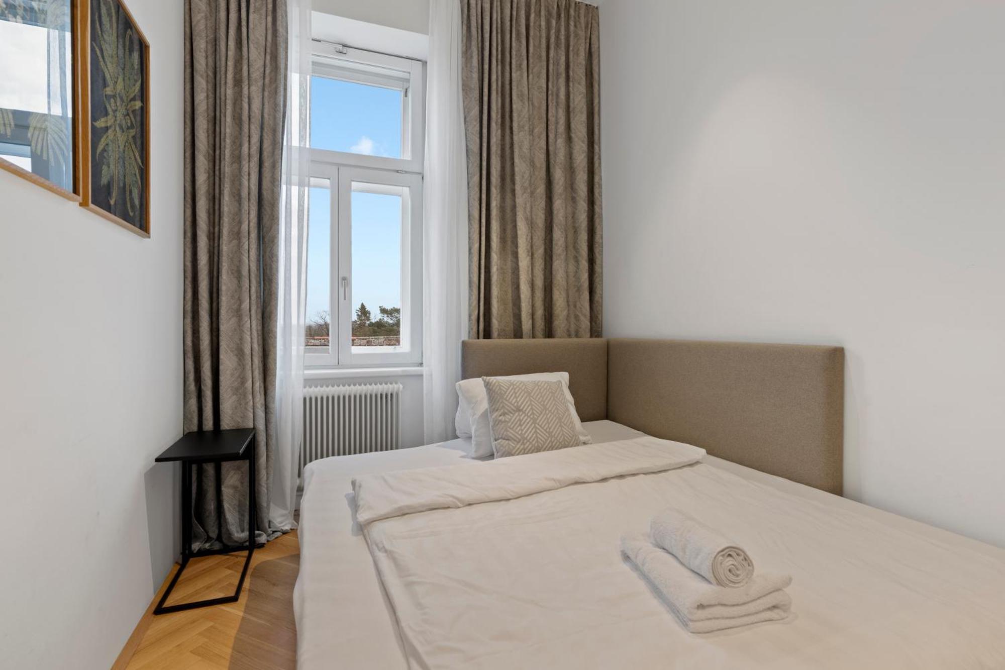 Sgrafit Apartments - Self Check-In Retz Bagian luar foto