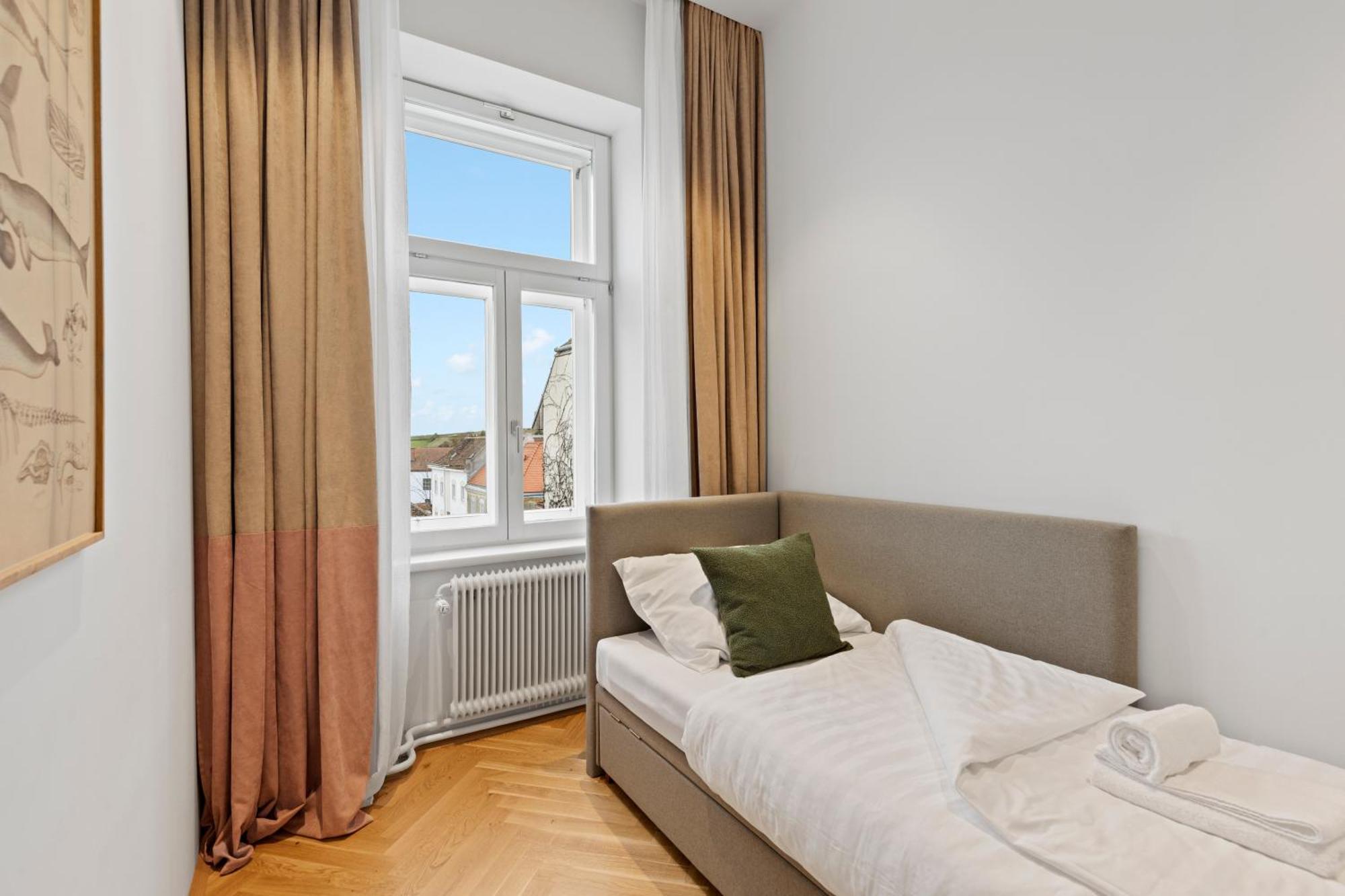 Sgrafit Apartments - Self Check-In Retz Bagian luar foto