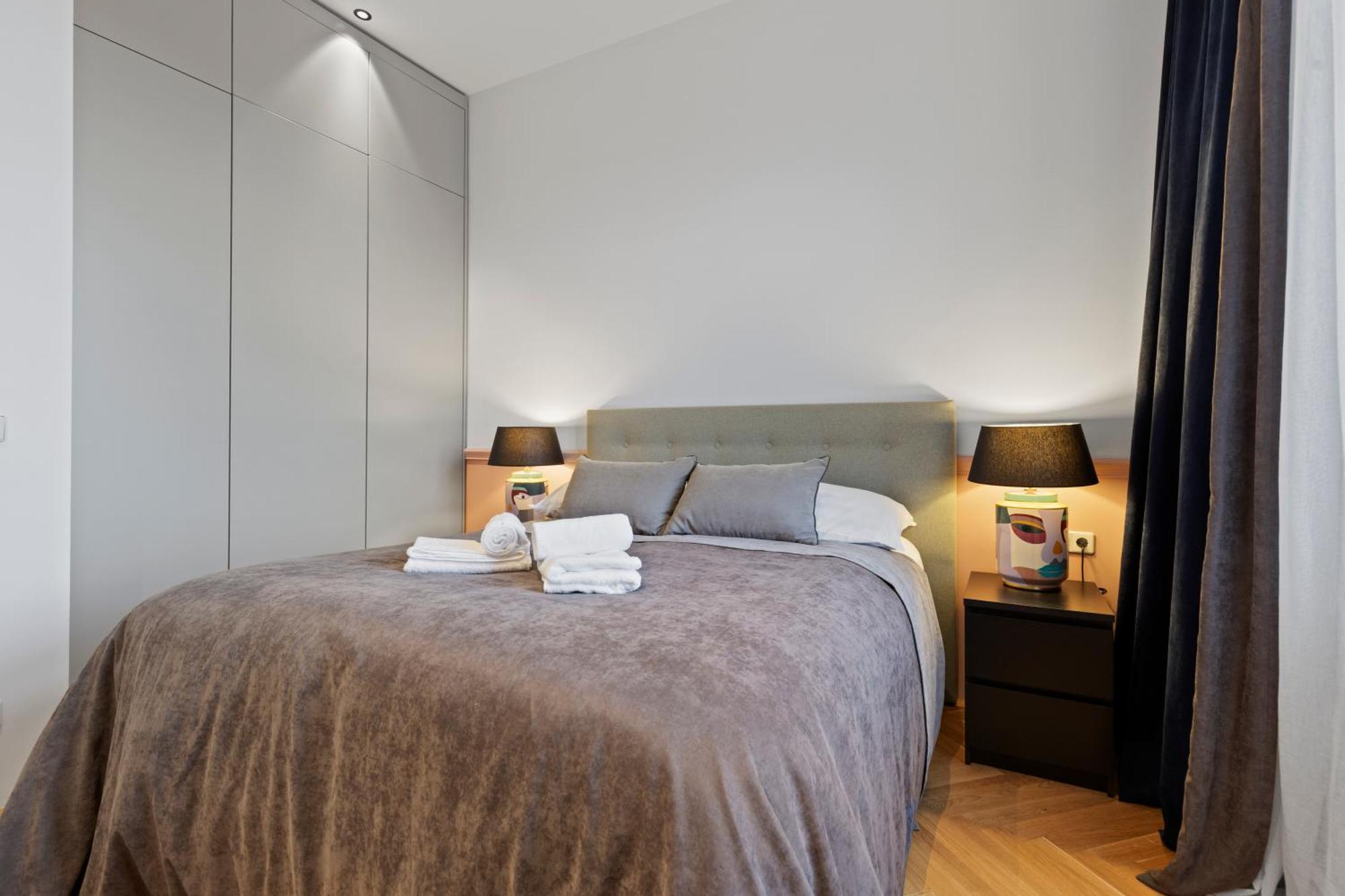 Sgrafit Apartments - Self Check-In Retz Bagian luar foto