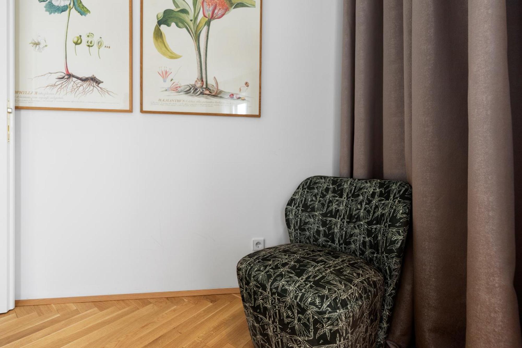 Sgrafit Apartments - Self Check-In Retz Bagian luar foto